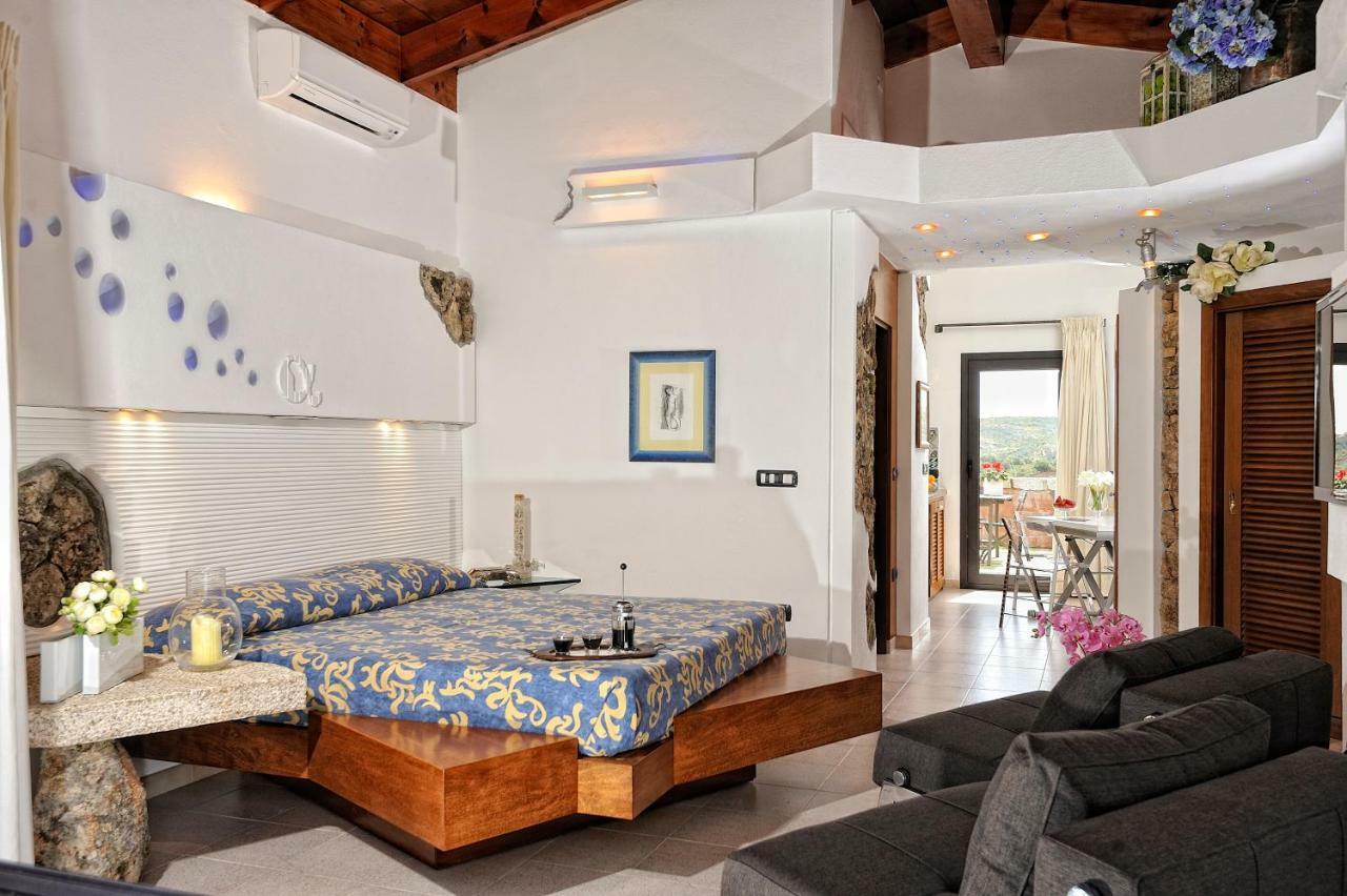 Residence L'Ea Di Lavru - Appartamenti Mono-Bilo-Trilocali Porto San Paolo  Eksteriør billede