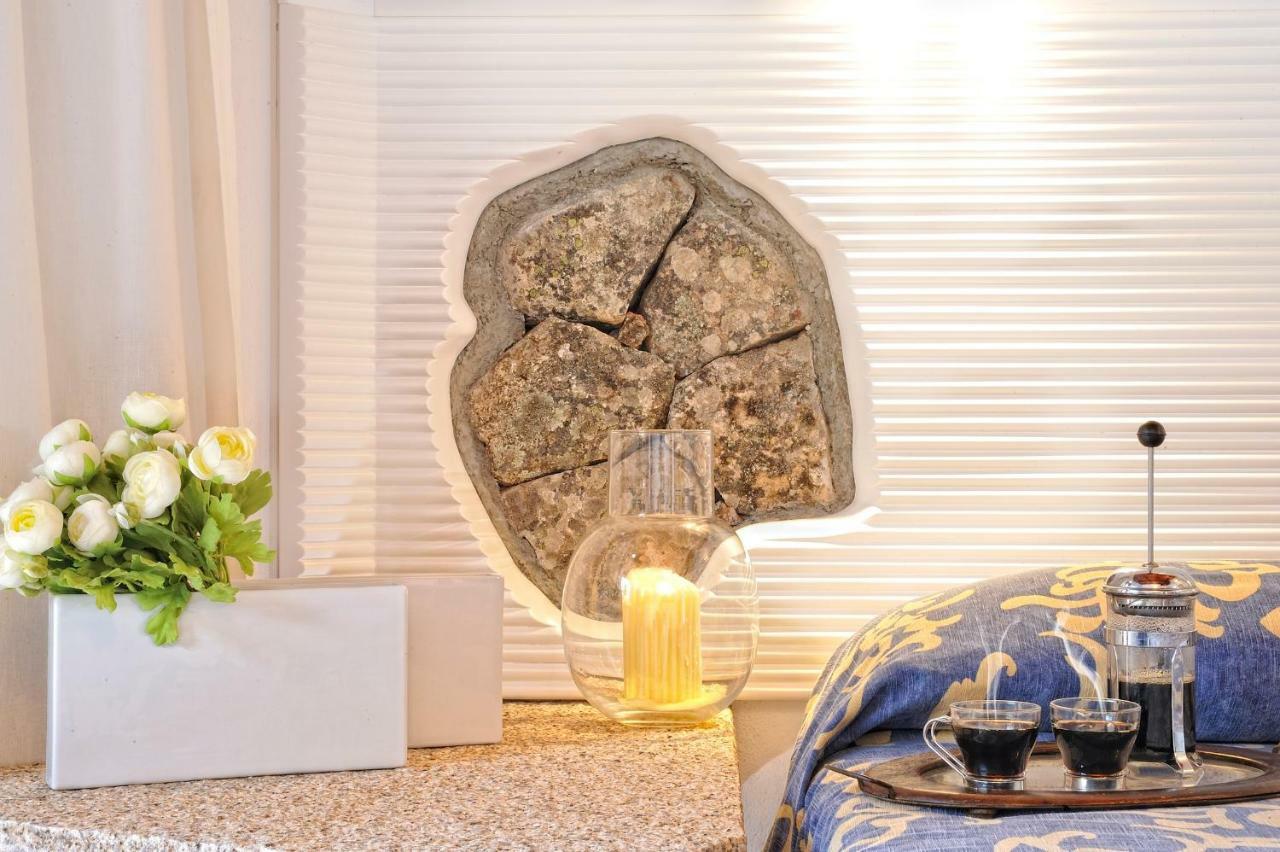 Residence L'Ea Di Lavru - Appartamenti Mono-Bilo-Trilocali Porto San Paolo  Eksteriør billede