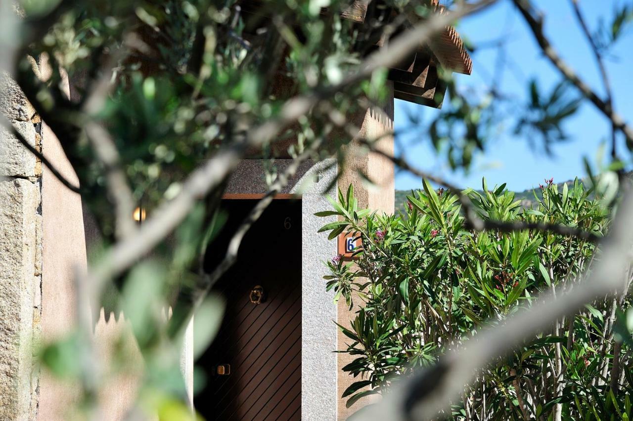 Residence L'Ea Di Lavru - Appartamenti Mono-Bilo-Trilocali Porto San Paolo  Eksteriør billede